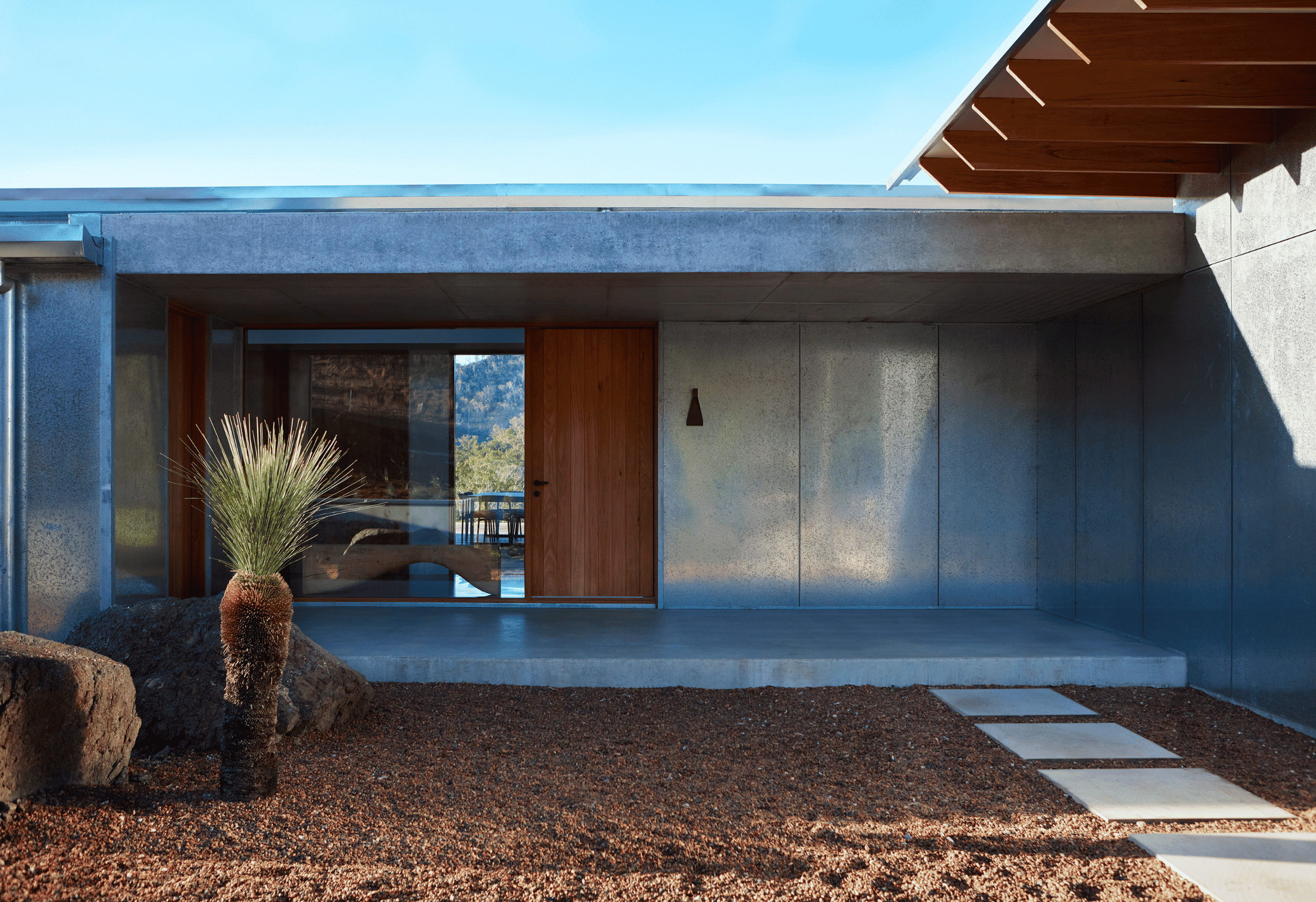 HK-PROJECT-LANDSCAPE-SADDLE-HOUSE-2.png