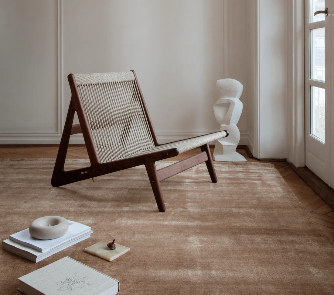 MR01 Initial Lounge Chair-1.jpg