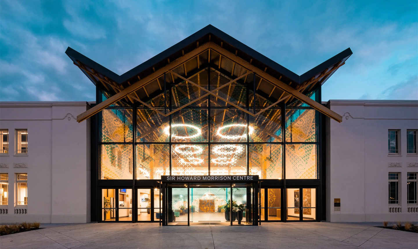 封面-Sir Howard Morrison Centre.jpg