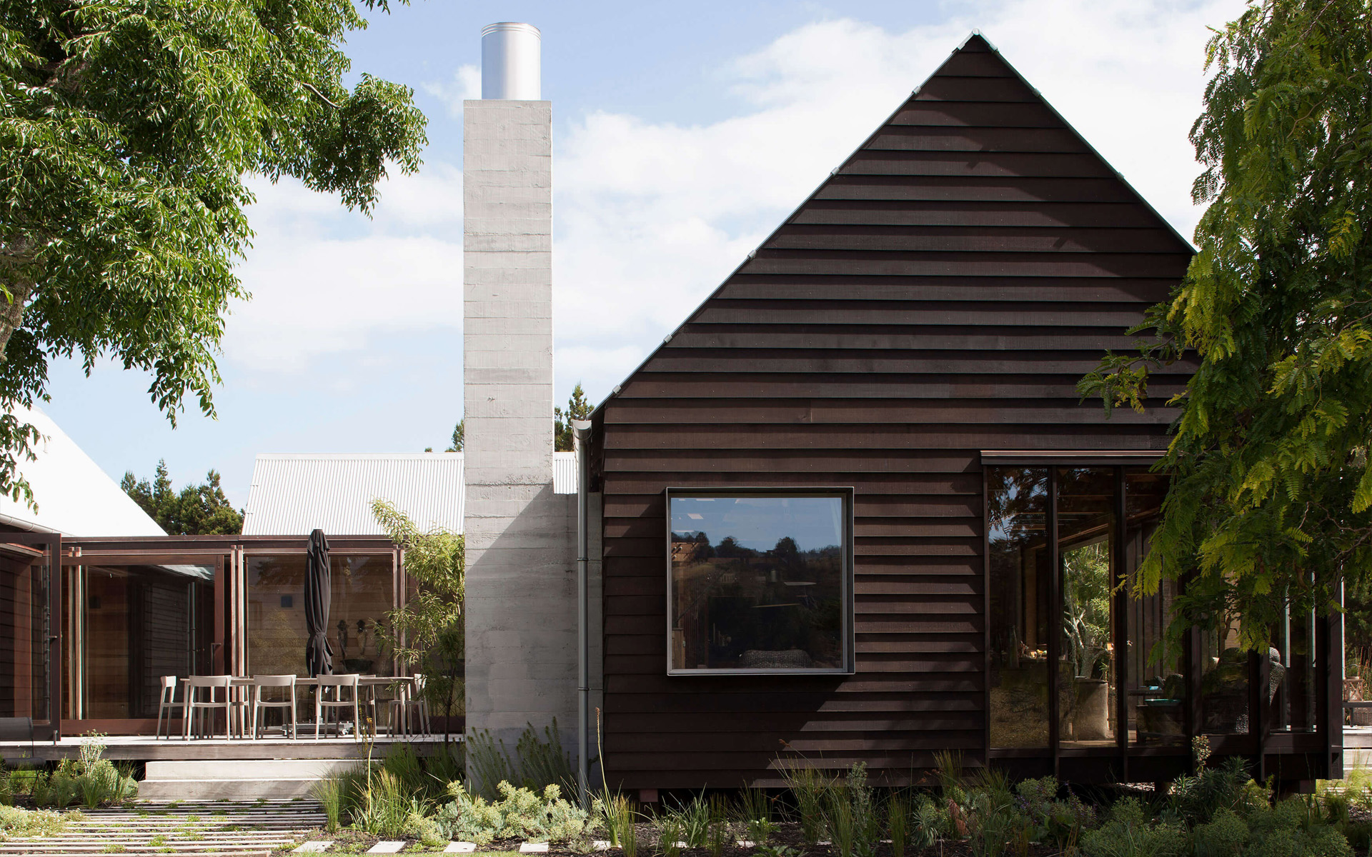 封面 Point Wells Gables House.jpg