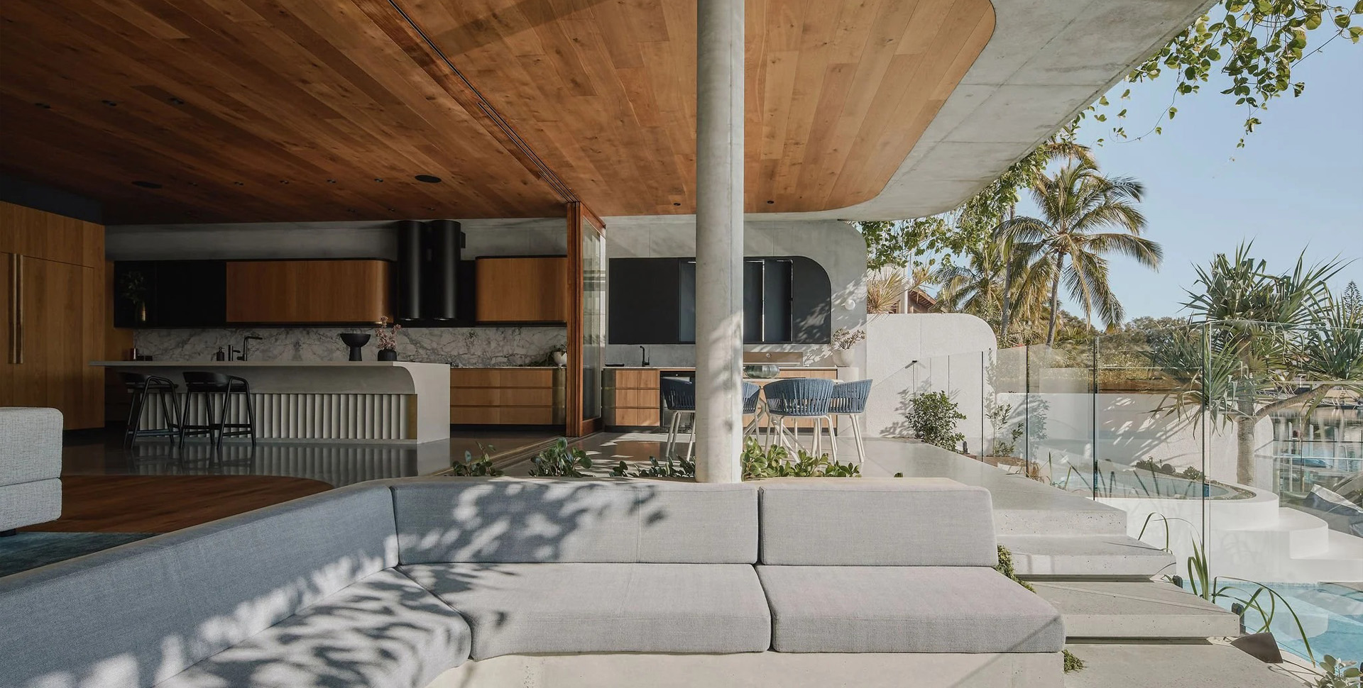 banner Corso House.jpg