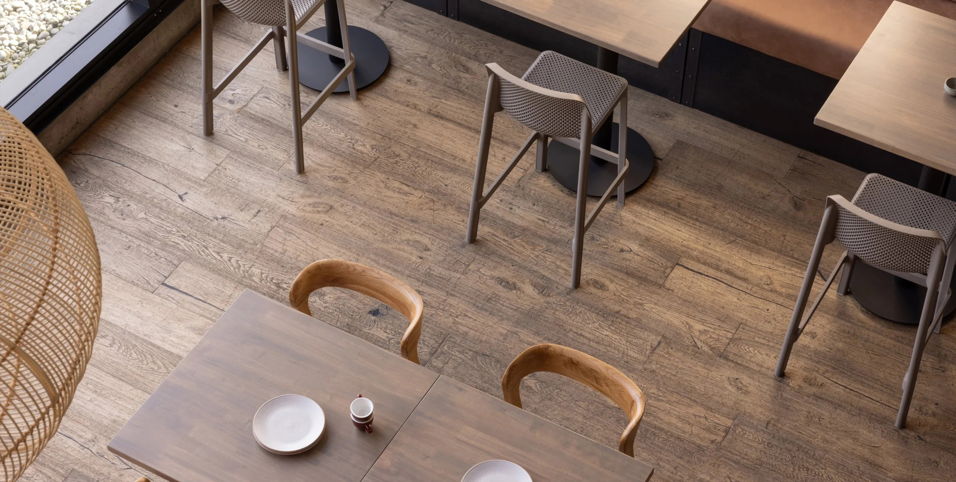 banner Armstrong Interiors.jpg