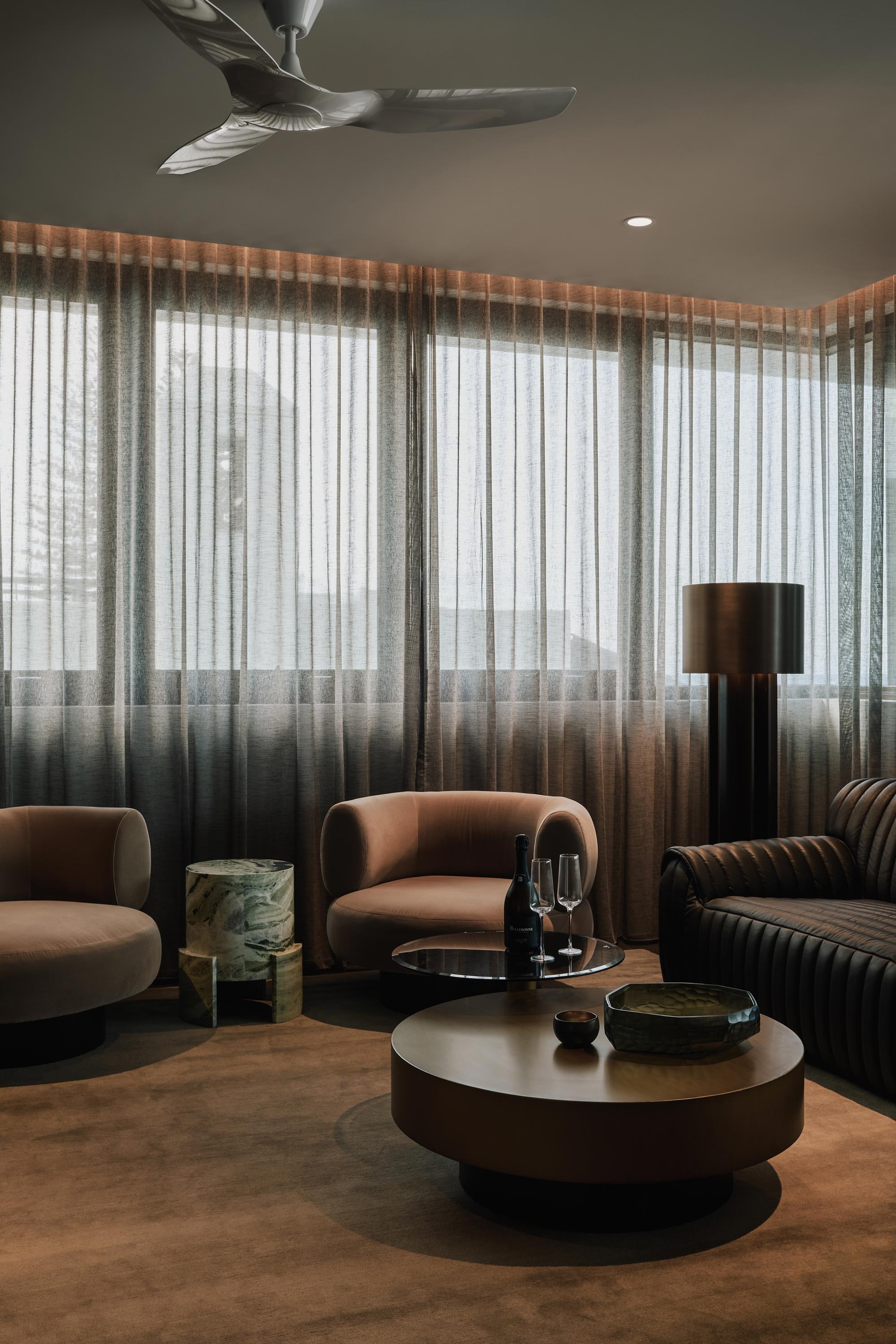 imgi_41_BDA_HEDGES_2025ANDYMACPHERSON-20.jpg