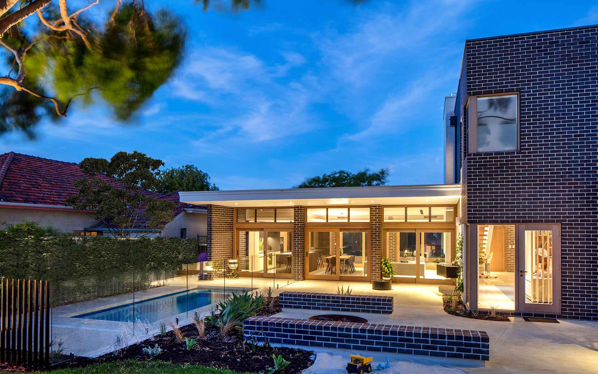 封面 Cawston Rd.jpg