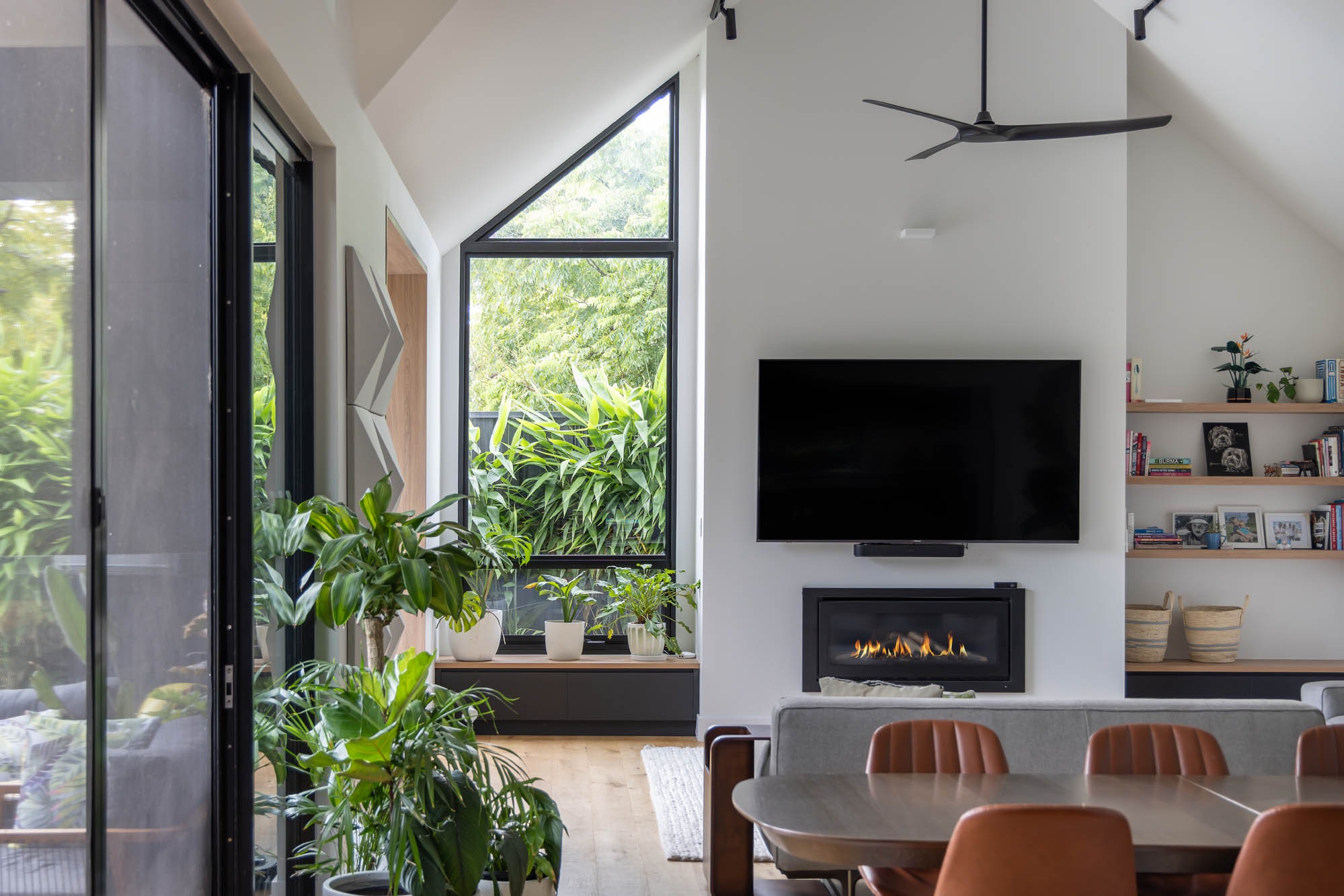 imgi_20_Lower-Mitcham-025.jpg