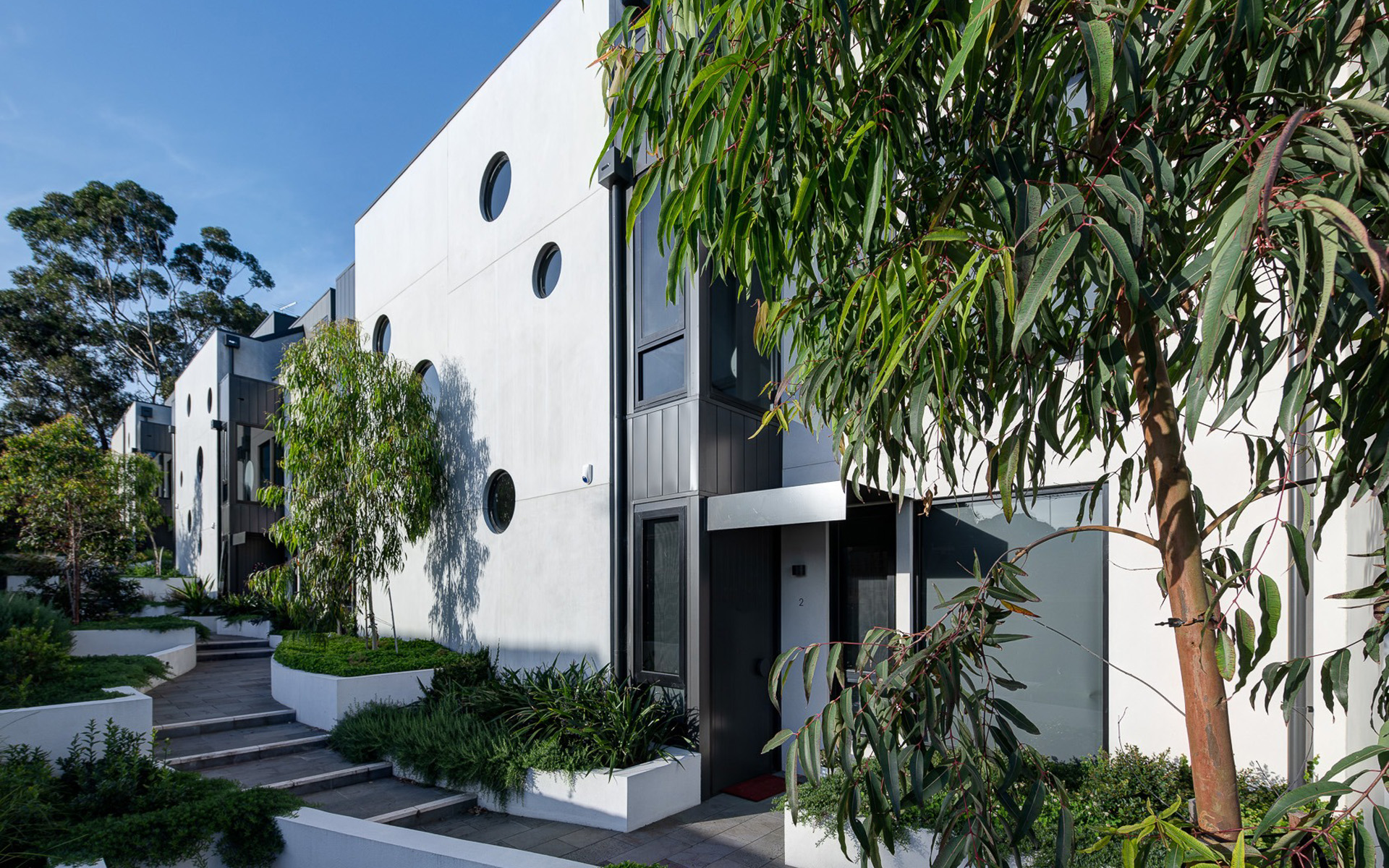 封面 Eaglemont Townhouses.jpg