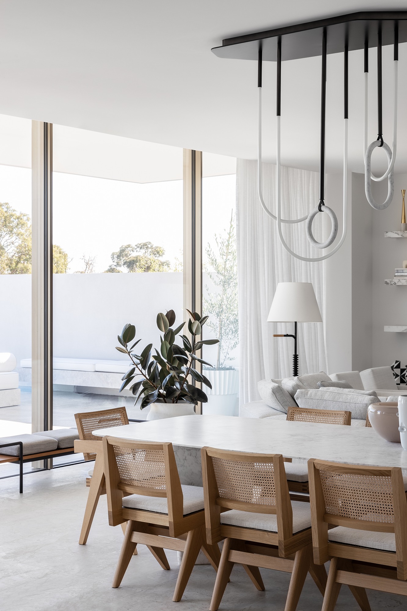 imgi_8_68da88a9cf99b2864e0abb8e_Lauren_Tarrant_Marble_House_Web_Res_7.jpg