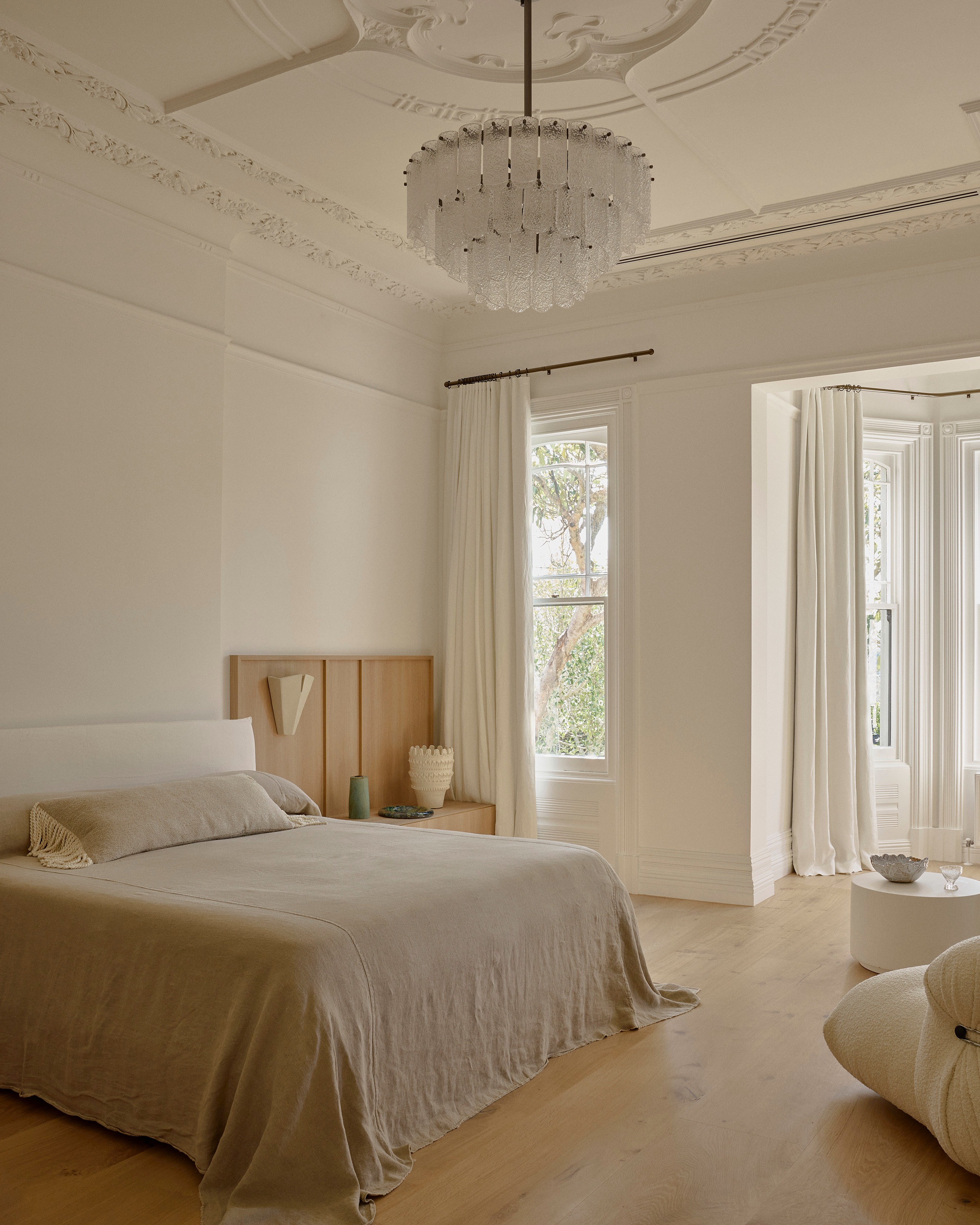 imgi_4_68d3a0c181b9629e2d15555d_Lauren_Tarrant_Toorak_Victorian_Web_Res_3.jpeg