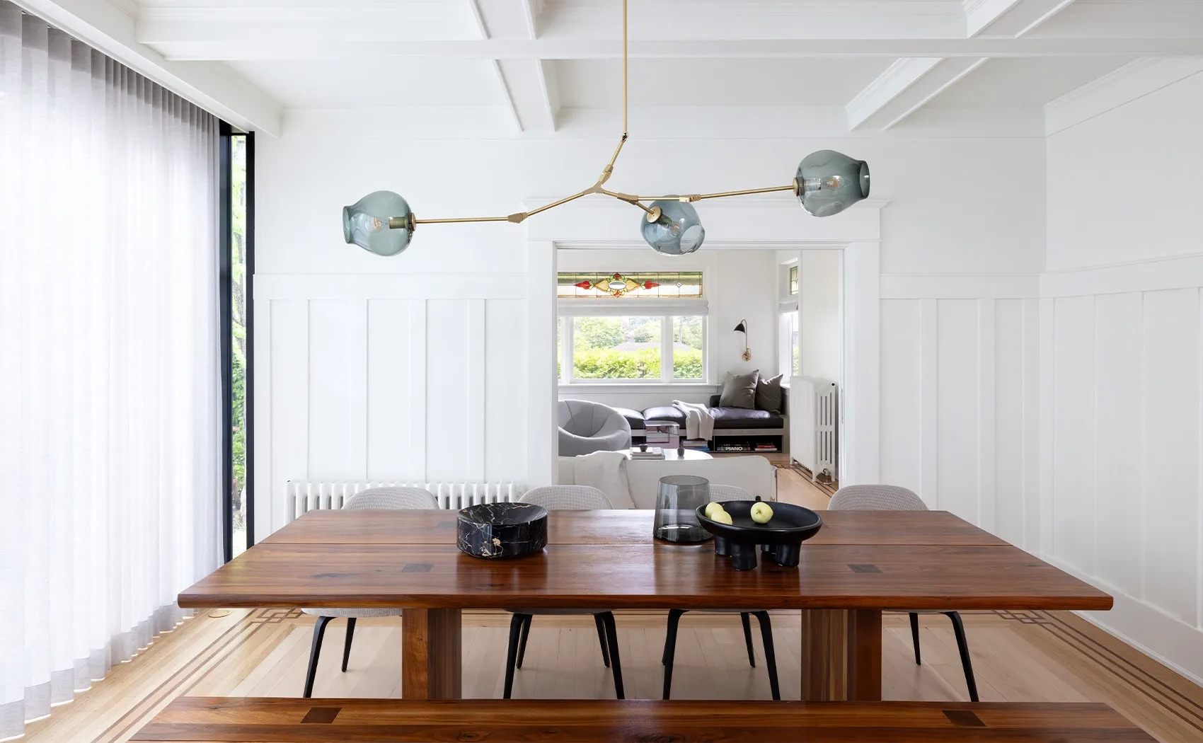 imgi_26_1925-AlmaHouse-Web-DiningRoom-Landscape-EmaPeter.jpg