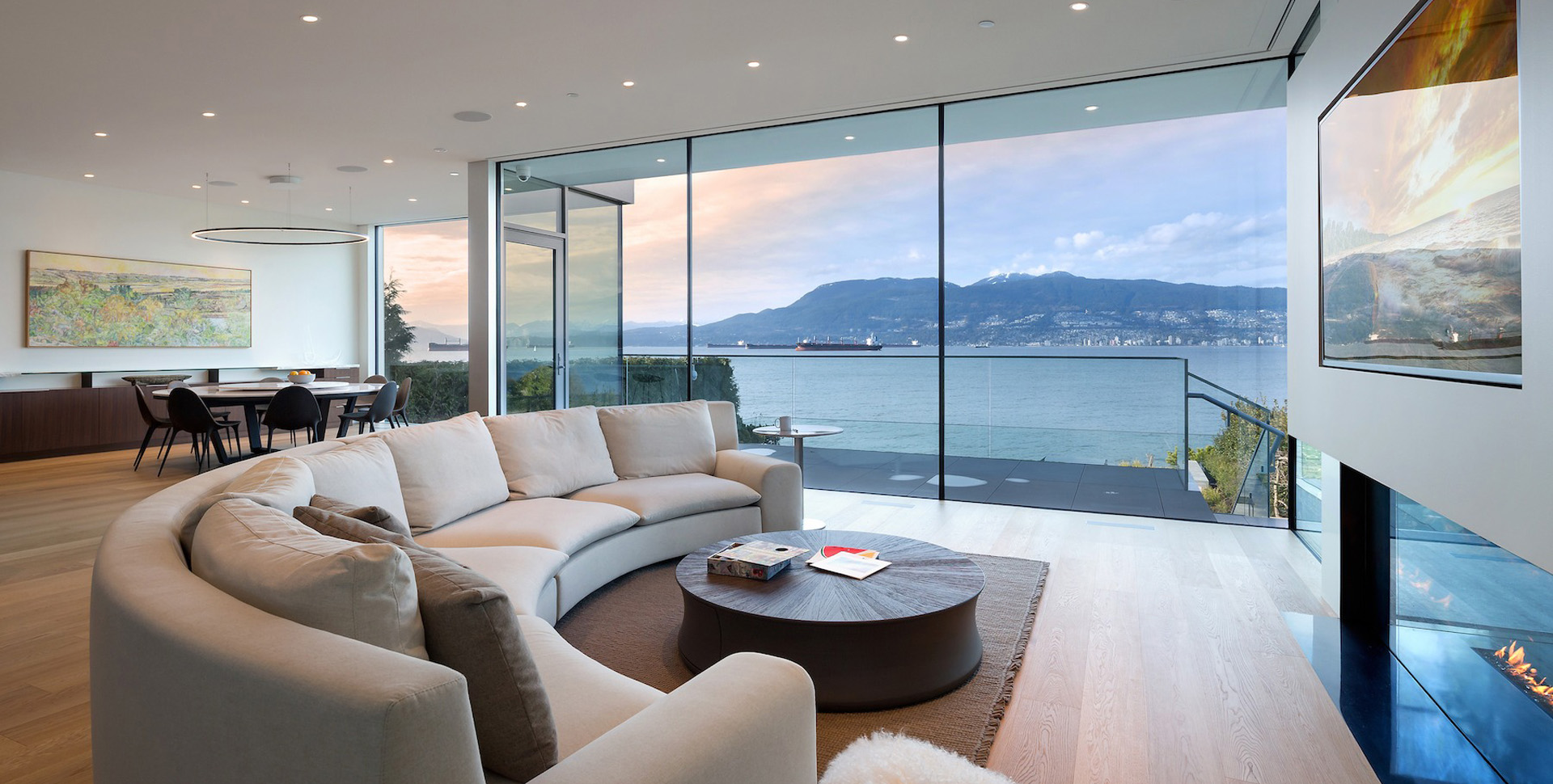 banner Beach House.jpg