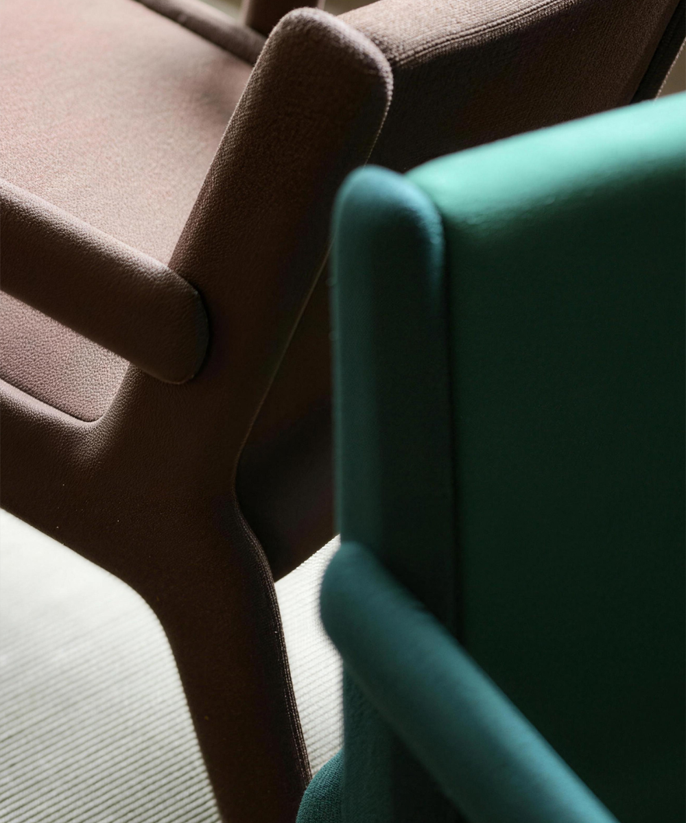 Largo Chair-1.jpg
