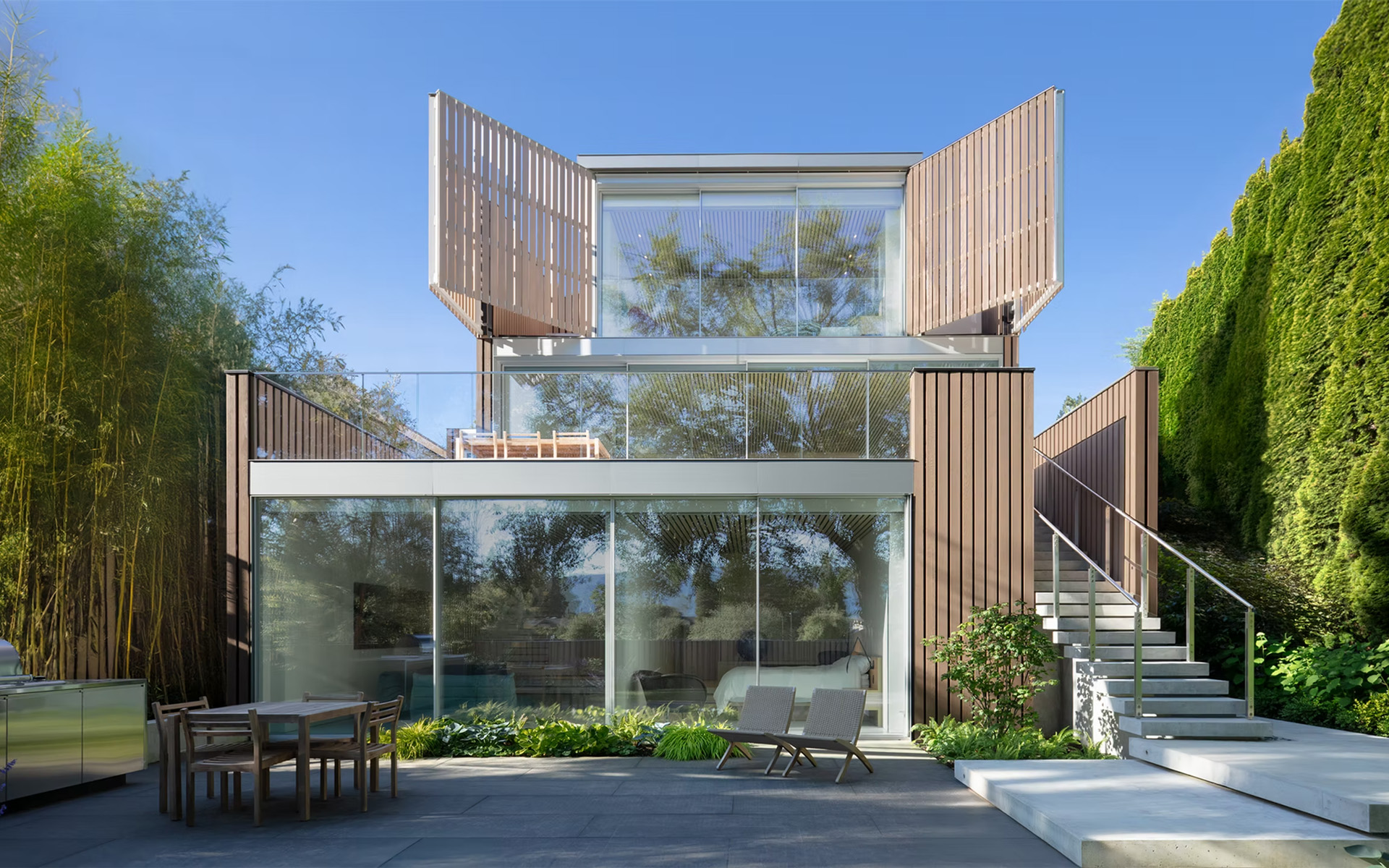 封面 Point Grey House.jpg