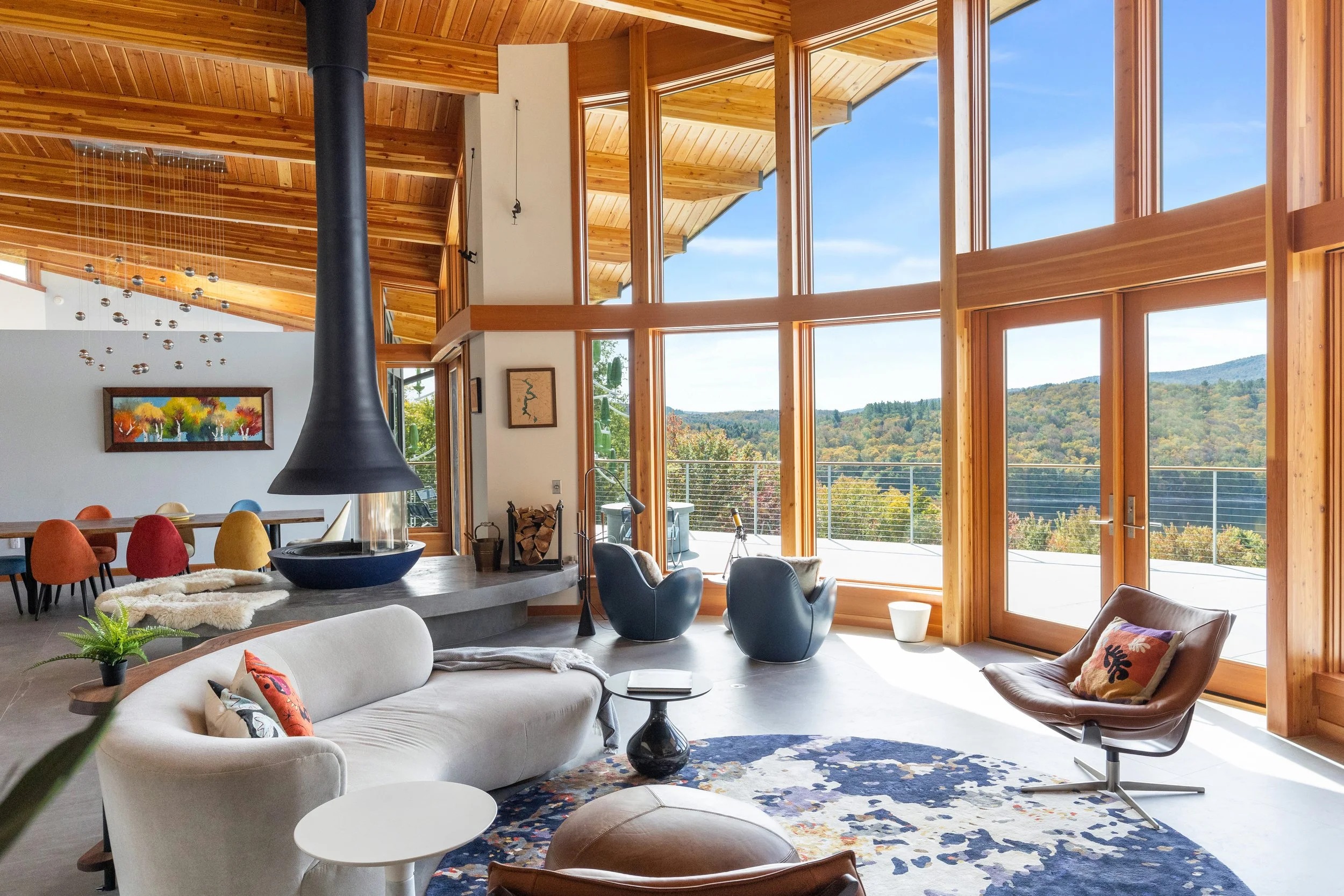 imgi_117_13.View+across+Living+Room.jpg