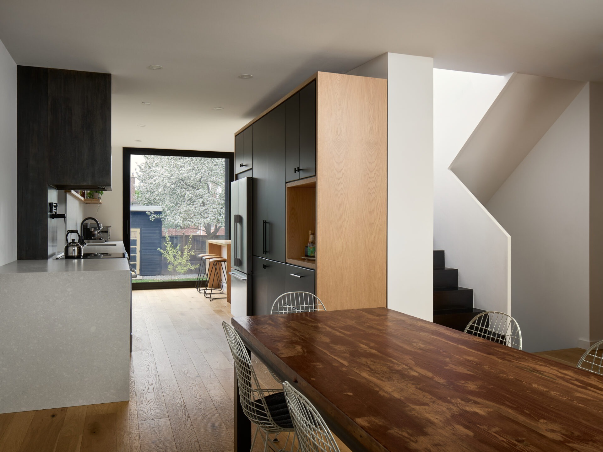 imgi_10_046-Dang-Architect-232-Gamma-St.jpg