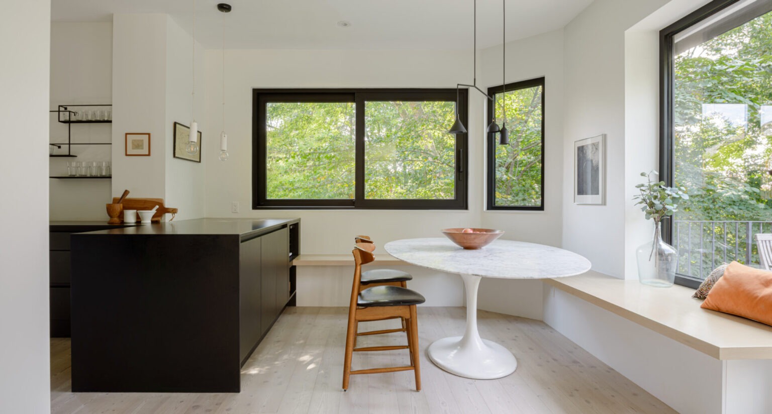 imgi_38_06-GS-House-Breakfast-nook-1536x824.jpg