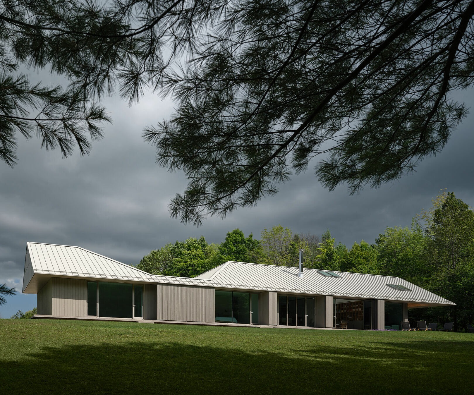 imgi_24_284-Superkul-Ridge-House-Summer-aspect-ratio-1182-985-2.jpg