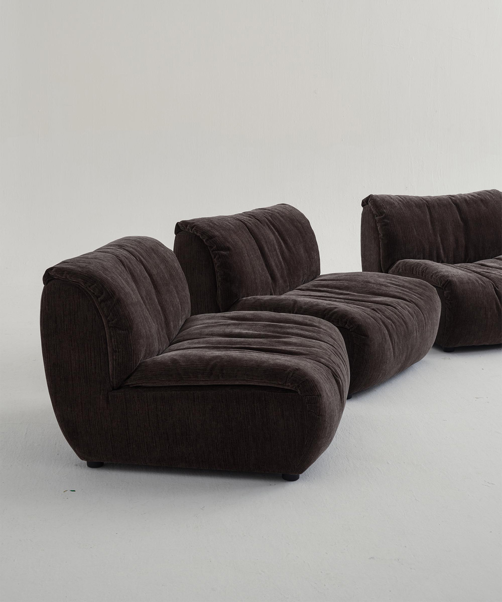 Cocooning Sofa-4.jpg
