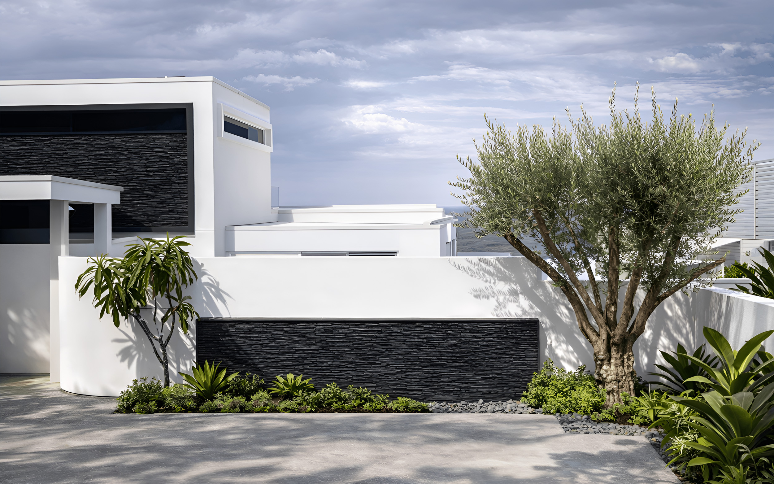 封面 Sunshine Beach House.jpg