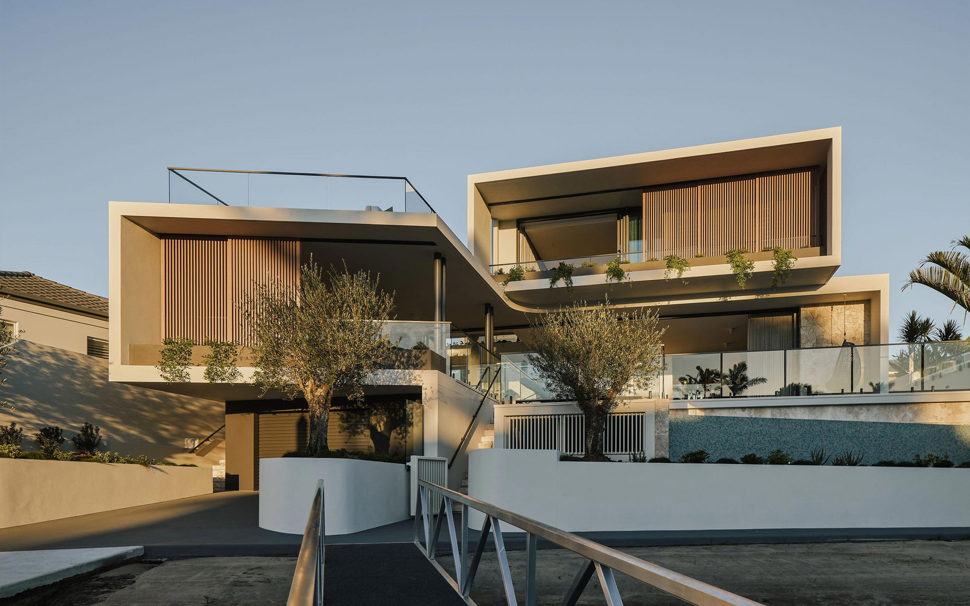 封面 Sorrento House.jpg