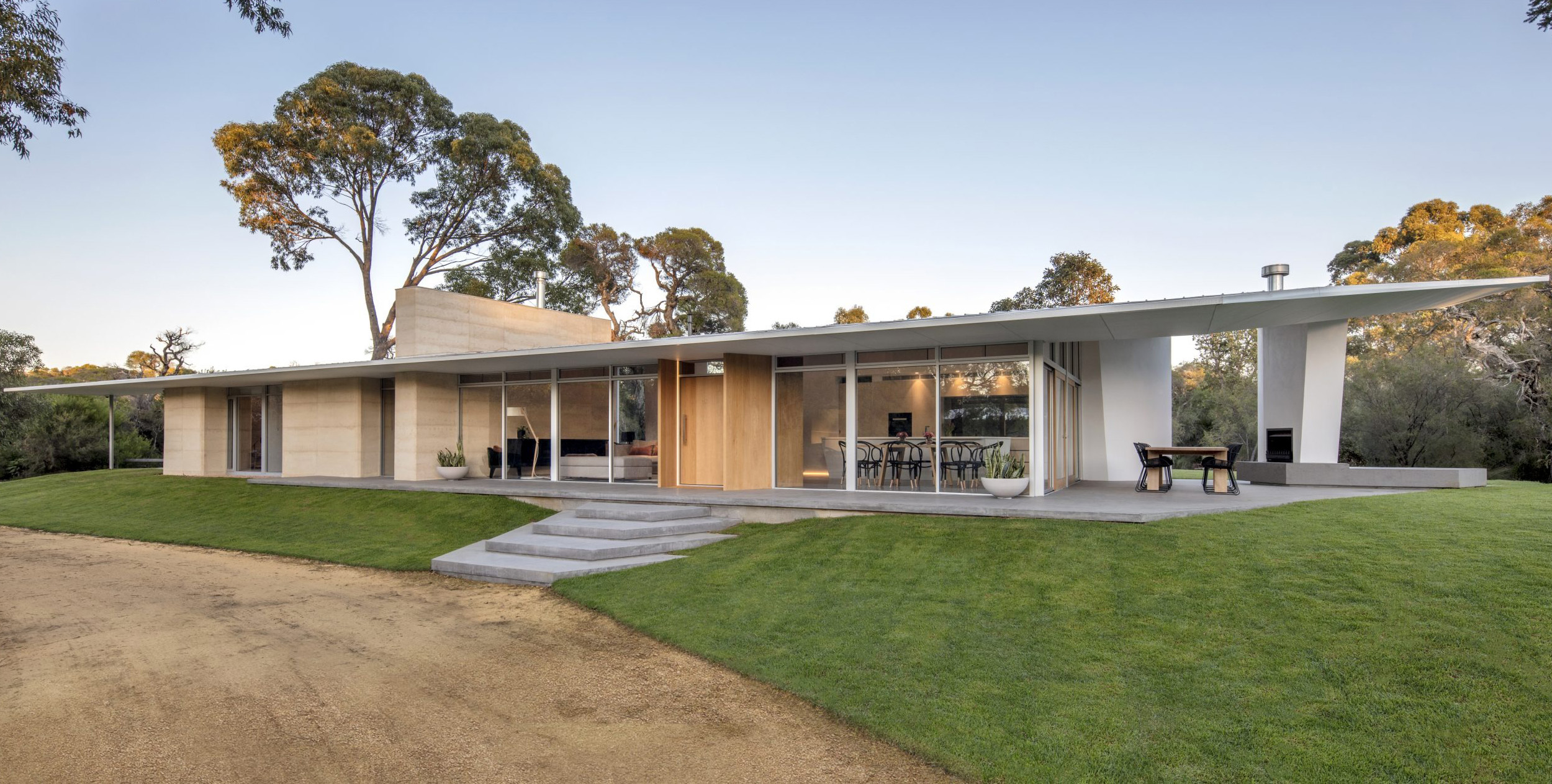 banner Mountford McCarey Architects2.jpg