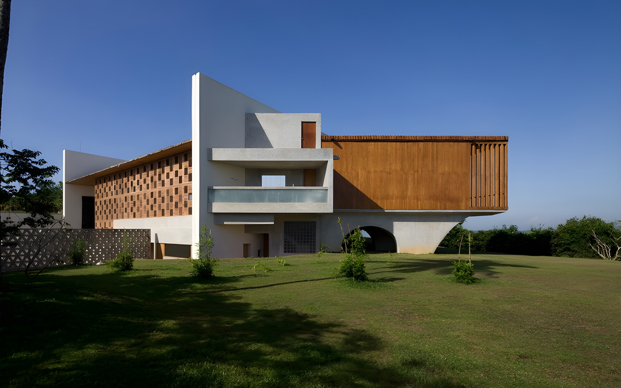 封面 Villa Vista.jpg