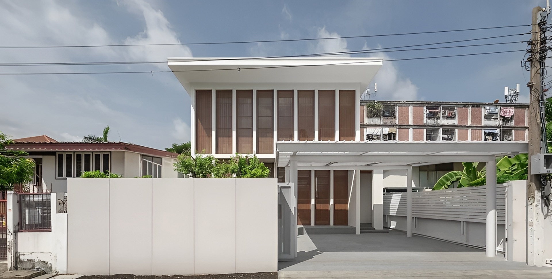 banner MASOOK HOUSE.jpg