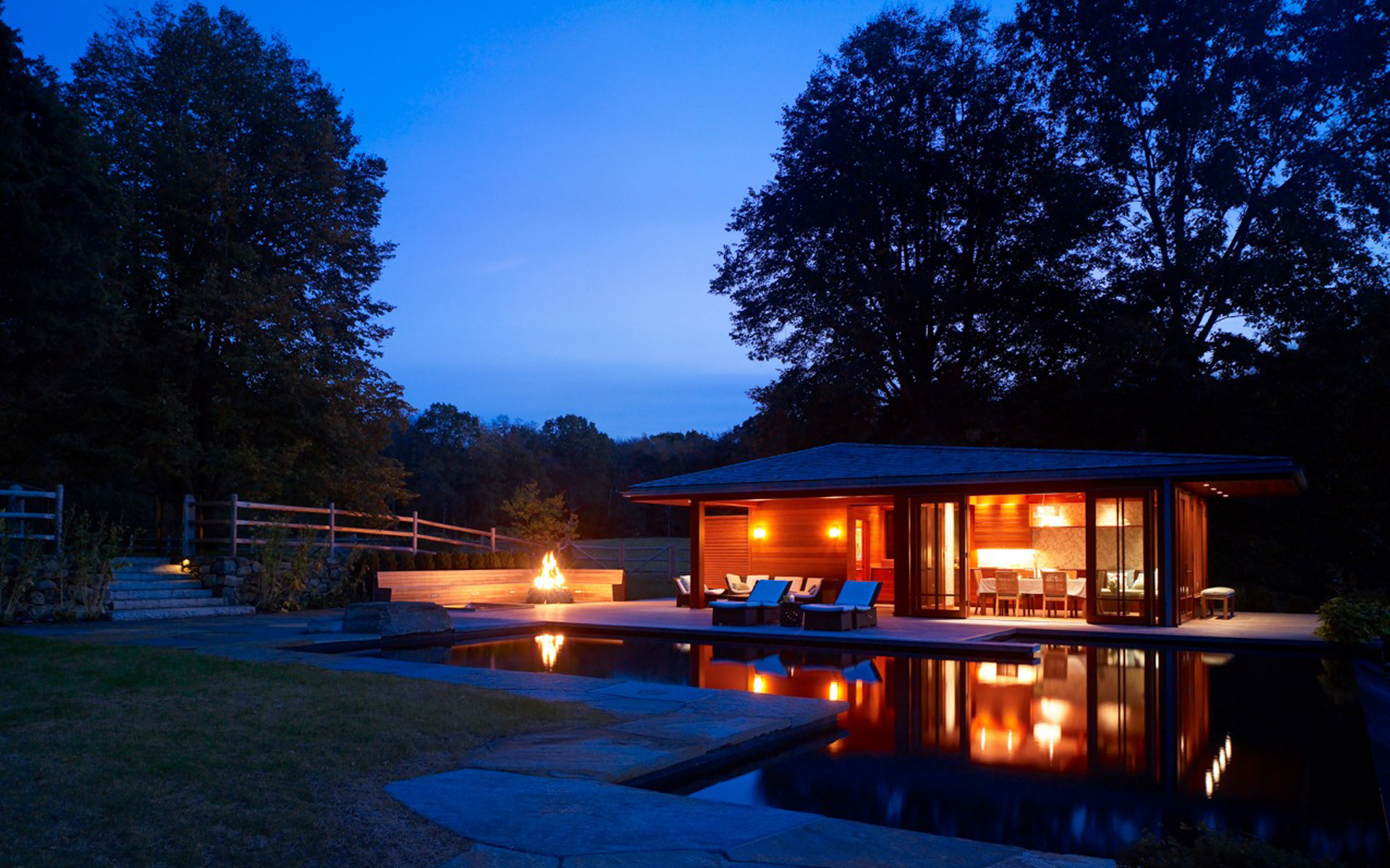 封面 Pool House.jpg